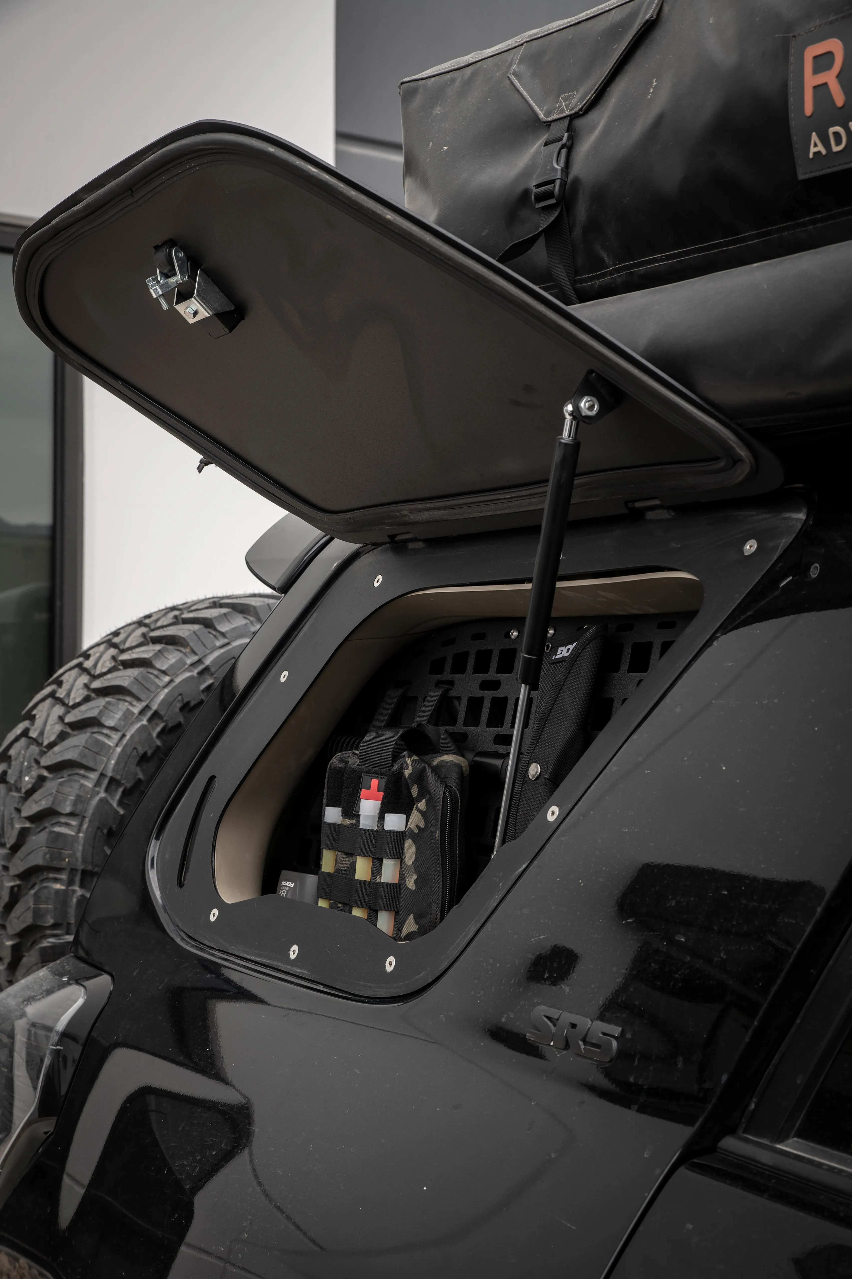 Velox Offroad Rear Window Gullwing For 4Runner (2010-2024)